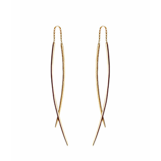 a pair of solid yellow gold swing threader earrings with one matte curved bar and one longer polished curved bar 